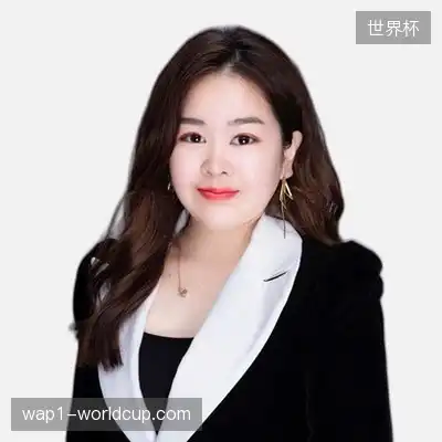 何飞
